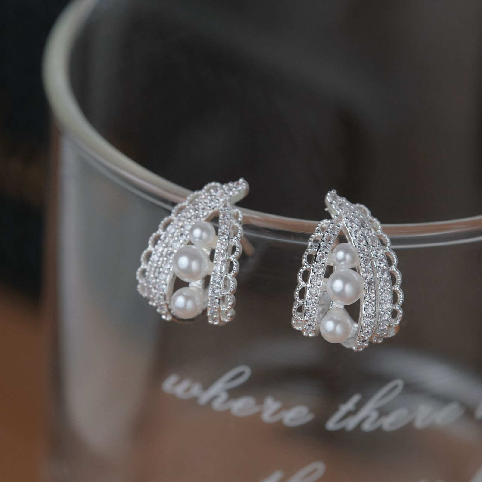 Elegant Lace Hoop Earrings White and Gray Pearl Earring Hoops with Silver Pin