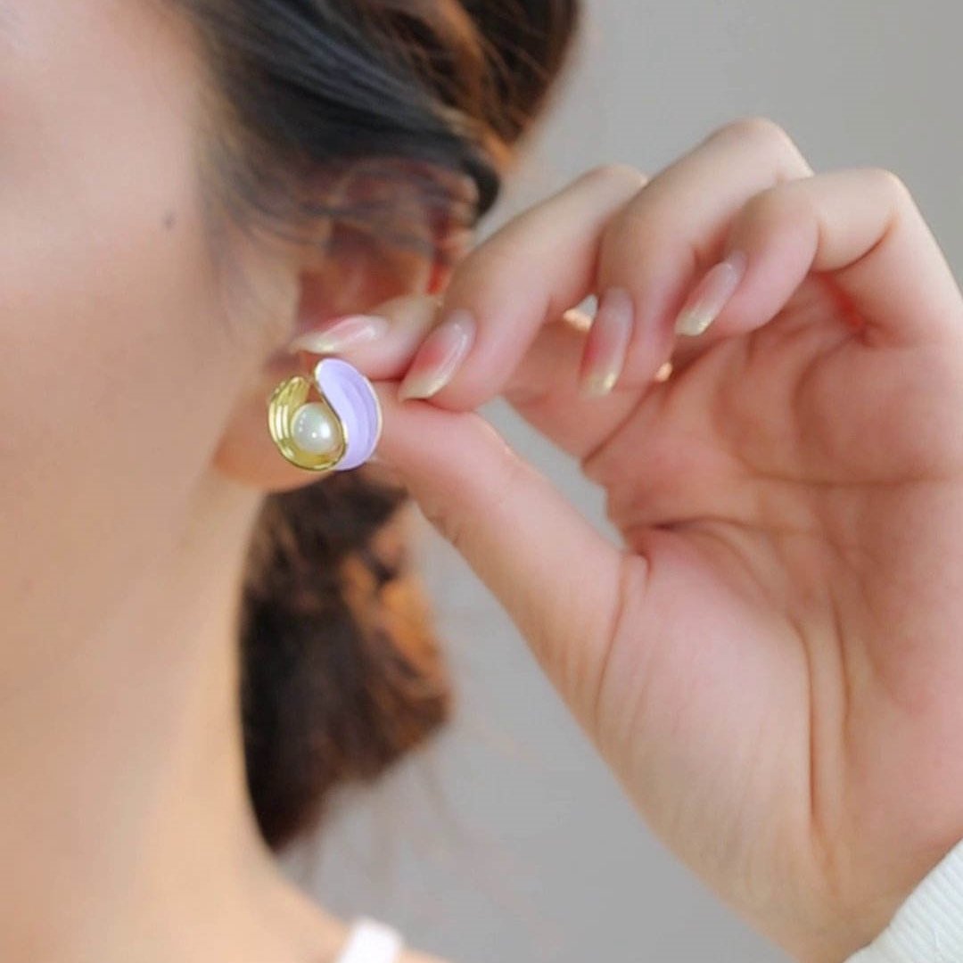 Aretes de perlas de agua dulce, aretes en forma de U de oro de 14 quilates con perlas blancas y pasador de plata