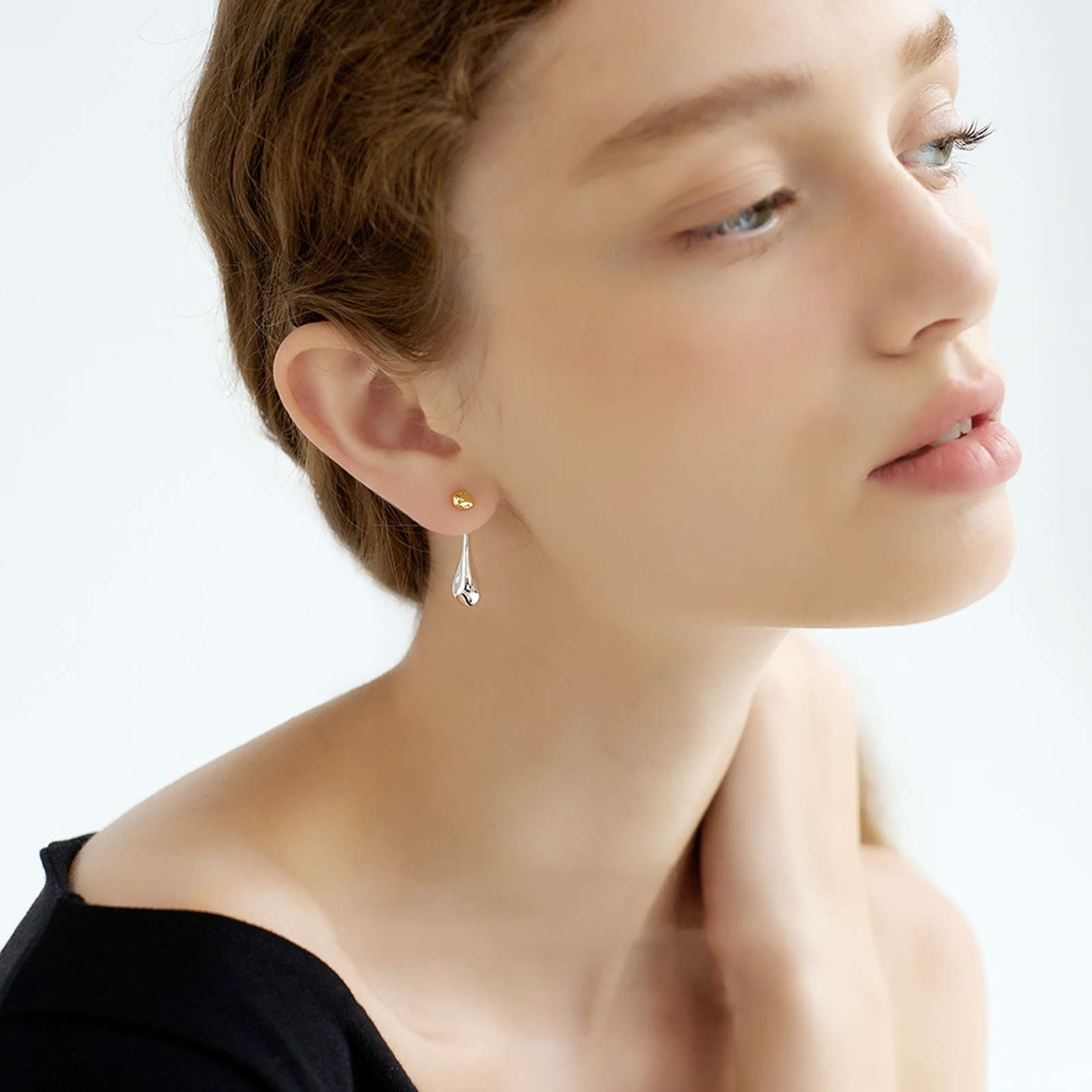 Gold- und Silber-Wassertropfen-Ohrringe, glänzende, barock inspirierte Tropfenohrringe mit silberner Nadel