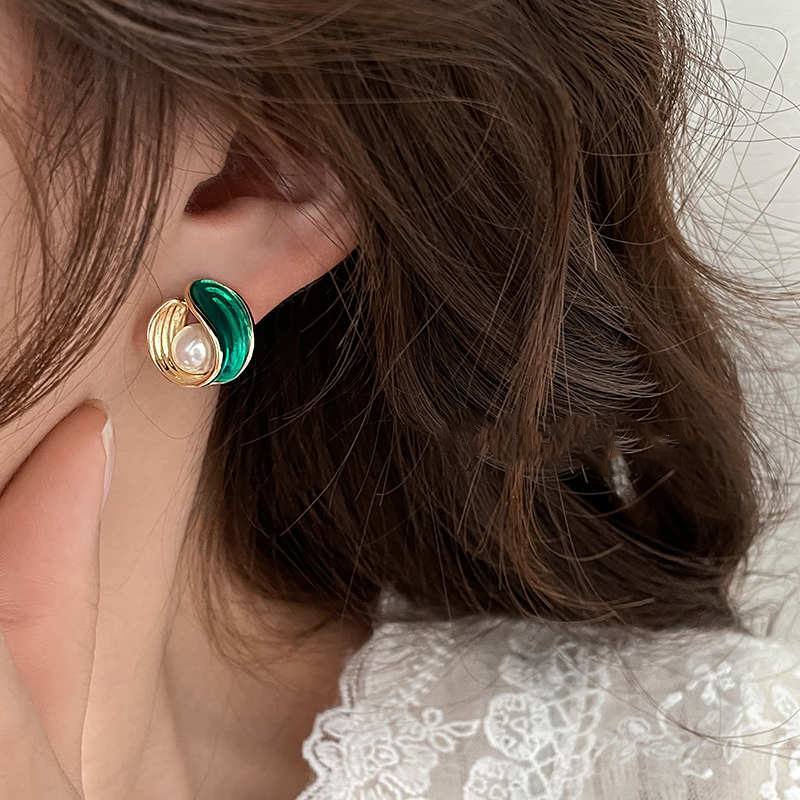 Aretes de perlas de agua dulce, aretes en forma de U de oro de 14 quilates con perlas blancas y pasador de plata