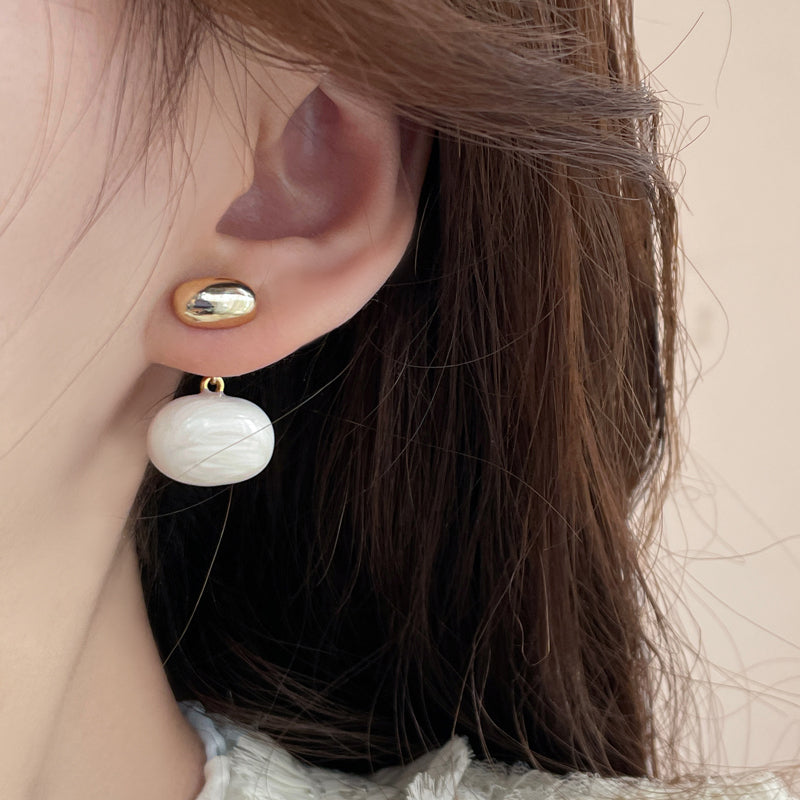 Chaquetas con pendientes de frijol dorado y plateado Pendientes colgantes delanteros y traseros con vibración metálica con pin de plata S925