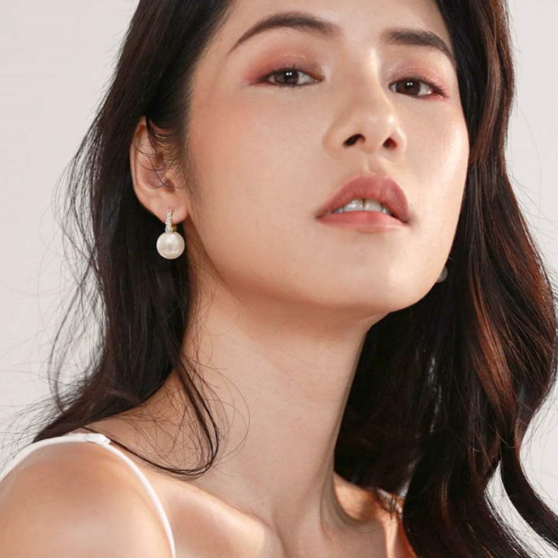2025 Designed Pearl Drop Earrings with Crystal Hoop S925 Silver Pin
