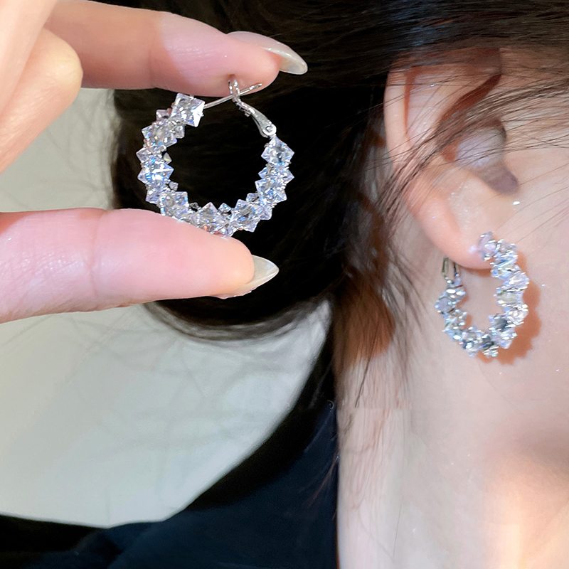 Grandes boucles d'oreilles créoles en cristal et diamants scintillants avec broches en argent S925