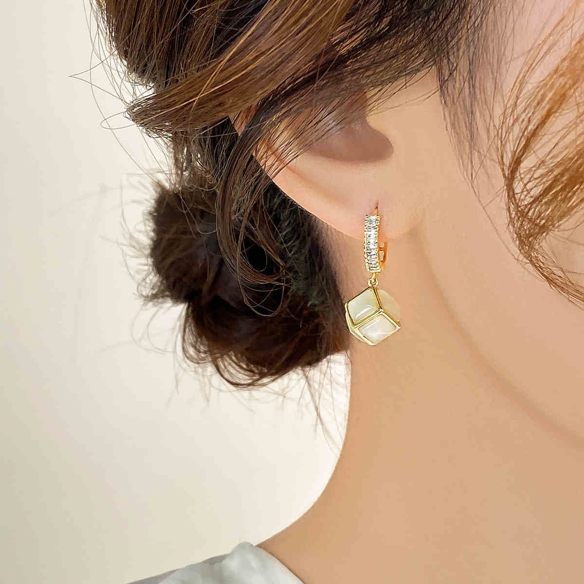 Shiny Luxury Opal Earrings Crystal Dangle Earrings