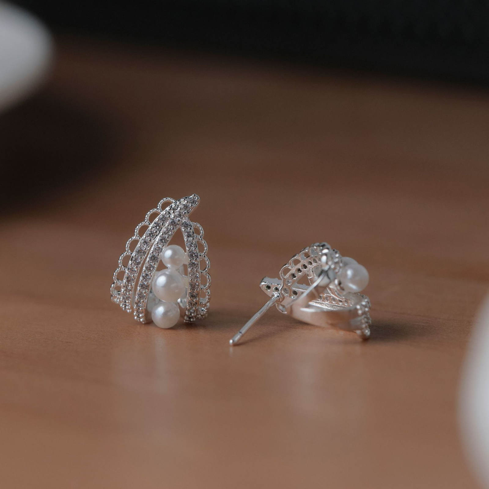 Elegant Lace Hoop Earrings White and Gray Pearl Earring Hoops with Silver Pin