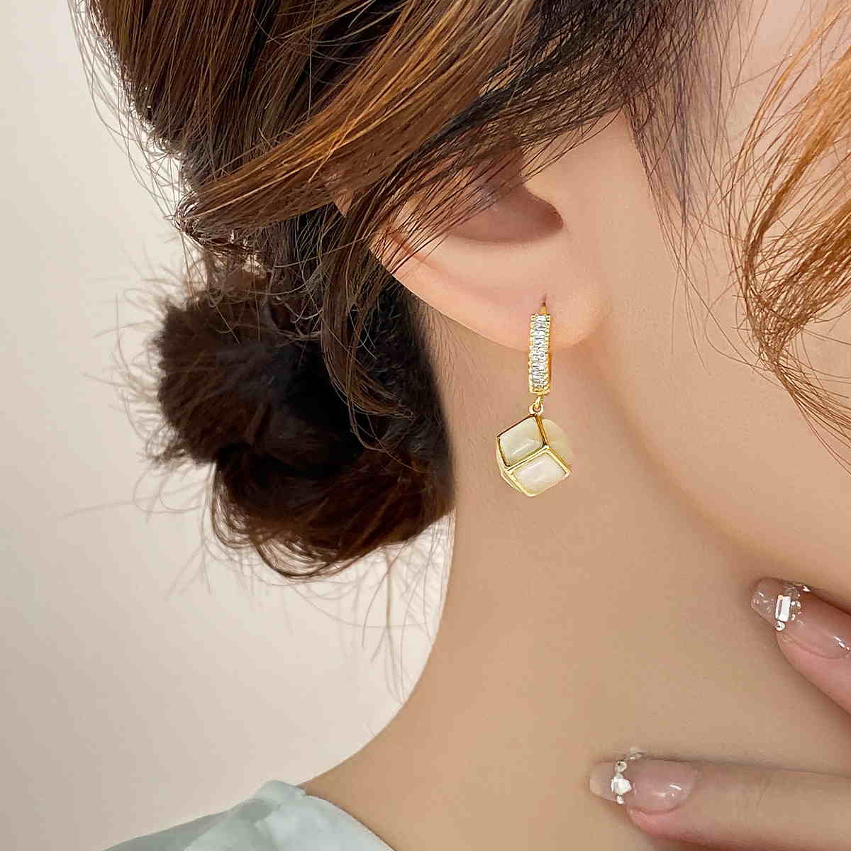 Shiny Luxury Opal Earrings Crystal Dangle Earrings
