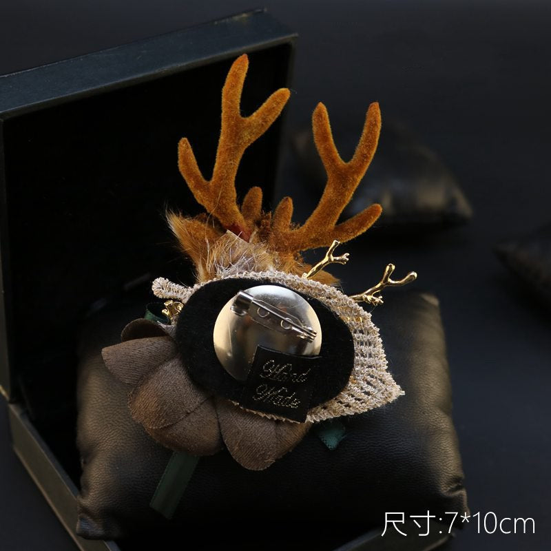 Elk Brooch Furry Deer Christmas Brooch Pin with Xmas Gift Box