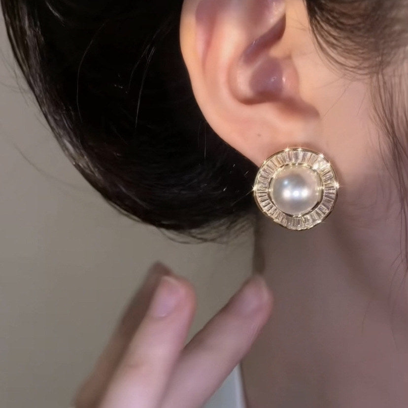 Pendientes de perlas con halo de cristal Pendientes de perlas blancas Pin de plata S925