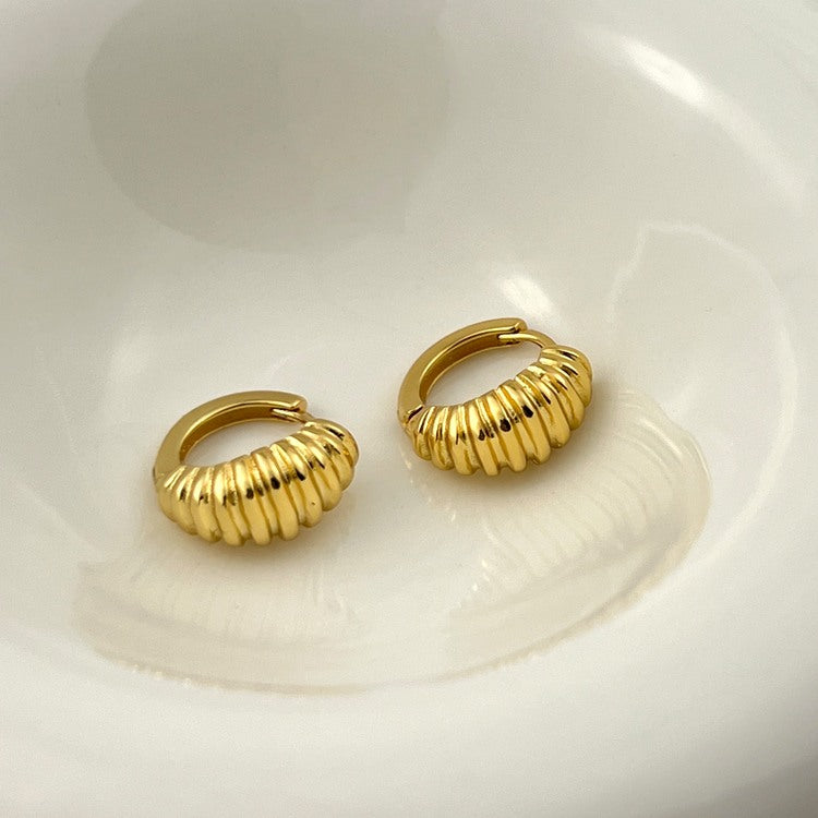 Petite Hoop Earrings Small Croissant Hoop Earrings with S925 Silver Pin