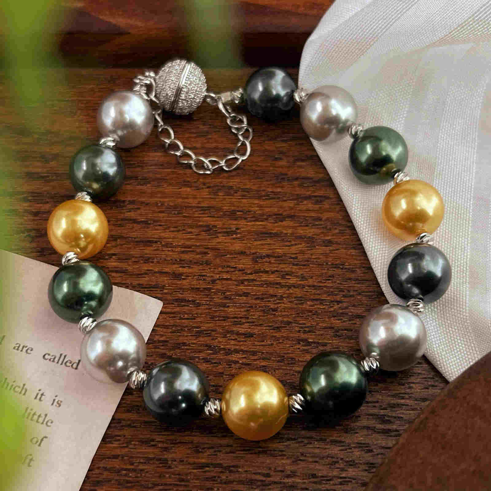 New Fashion Pearl Necklace 10mm High Luster Shell Pearl Necklace Silver Clasp 20 inch / 50cm