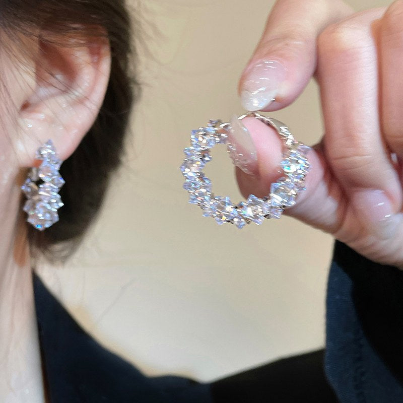 Grandes boucles d'oreilles créoles en cristal et diamants scintillants avec broches en argent S925
