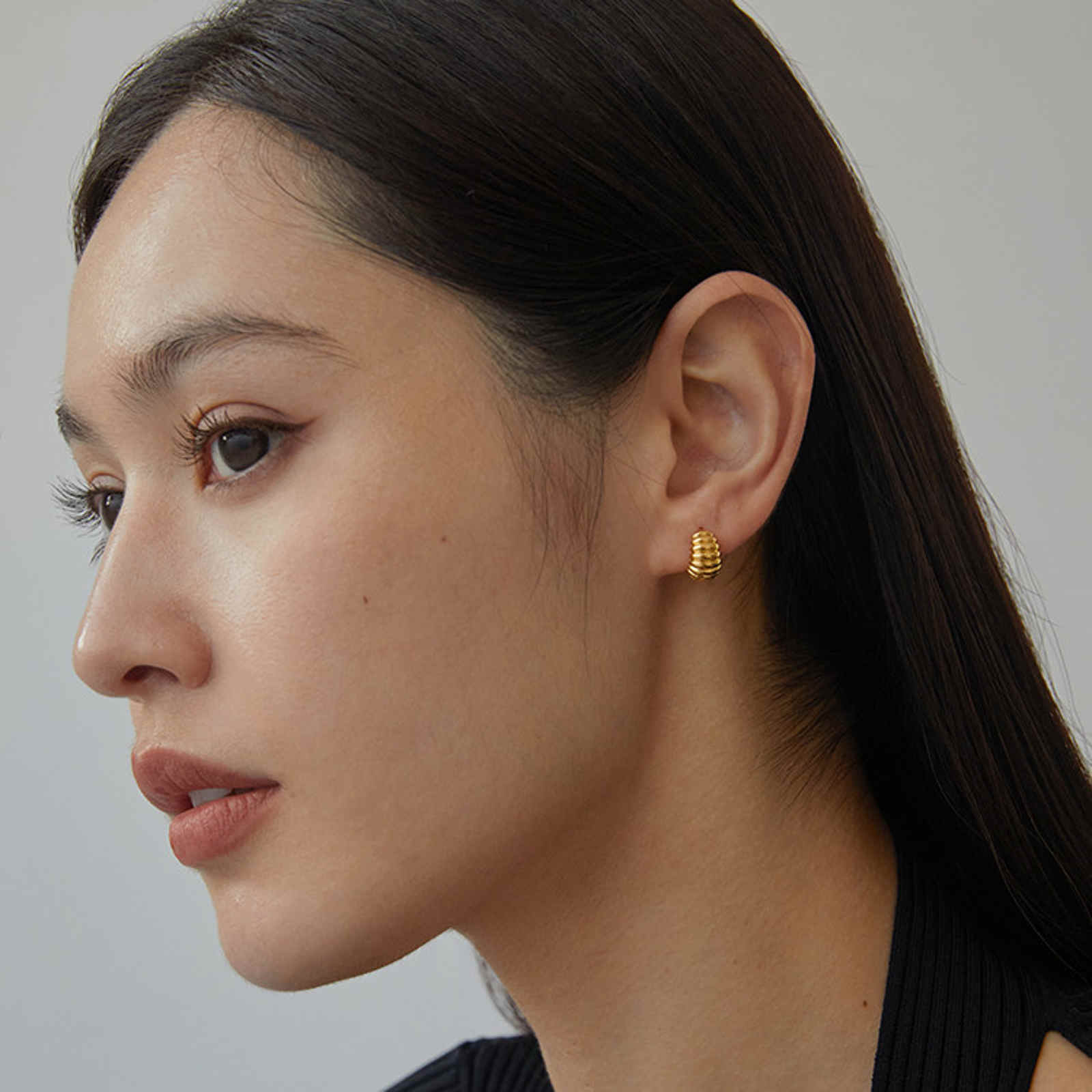Petite Hoop Earrings Small Croissant Hoop Earrings with S925 Silver Pin