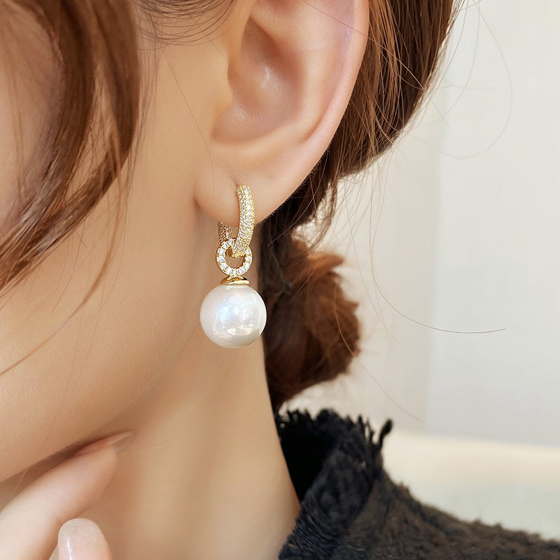 Pendientes colgantes de perlas blancas con aro de oro y diamantes, pasador de plata