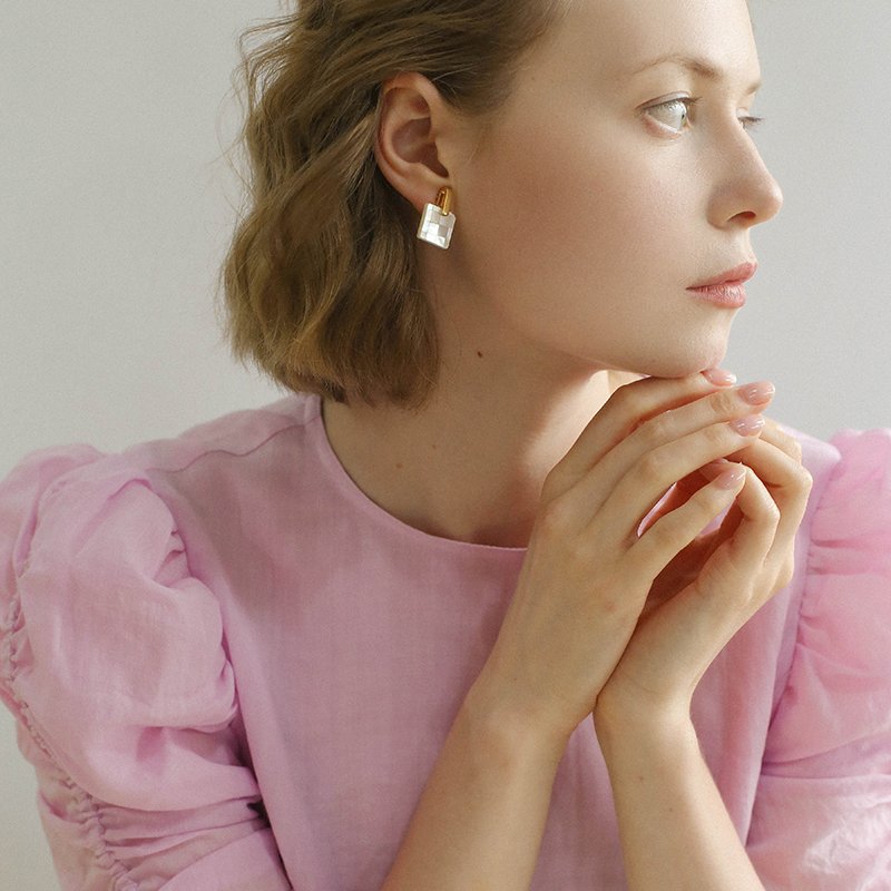 Boucles d'oreilles à tige en or Boucles d'oreilles en nacre en argent sterling