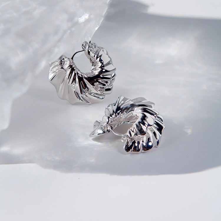 Klobige, gedrehte Creolen aus Metall, 14 Karat vergoldete Ohrringe mit Stiften aus S925er Silber