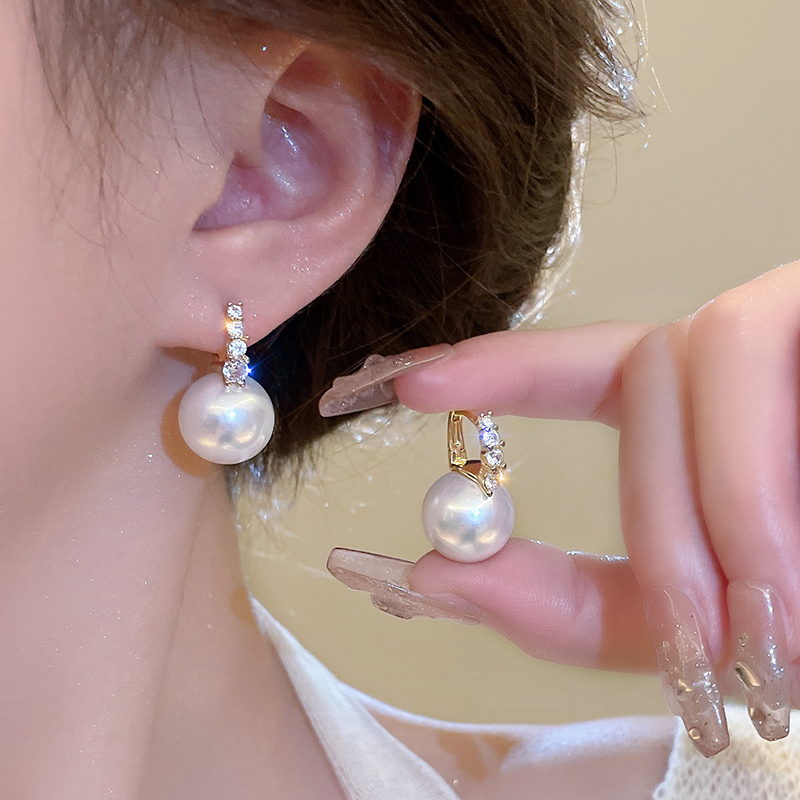 2025 Designed Pearl Drop Earrings with Crystal Hoop S925 Silver Pin
