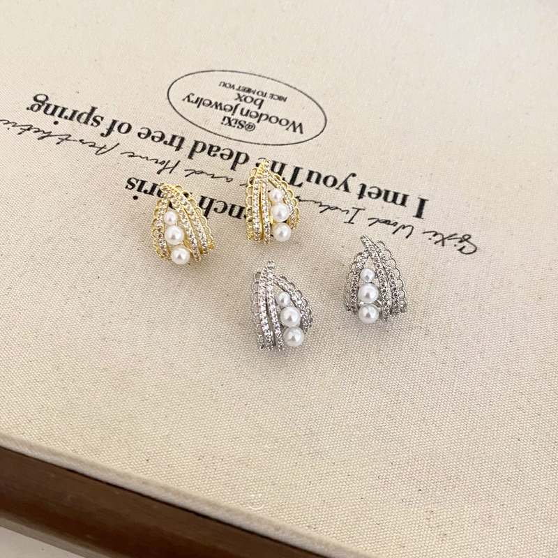 Elegant Lace Hoop Earrings White and Gray Pearl Earring Hoops with Silver Pin