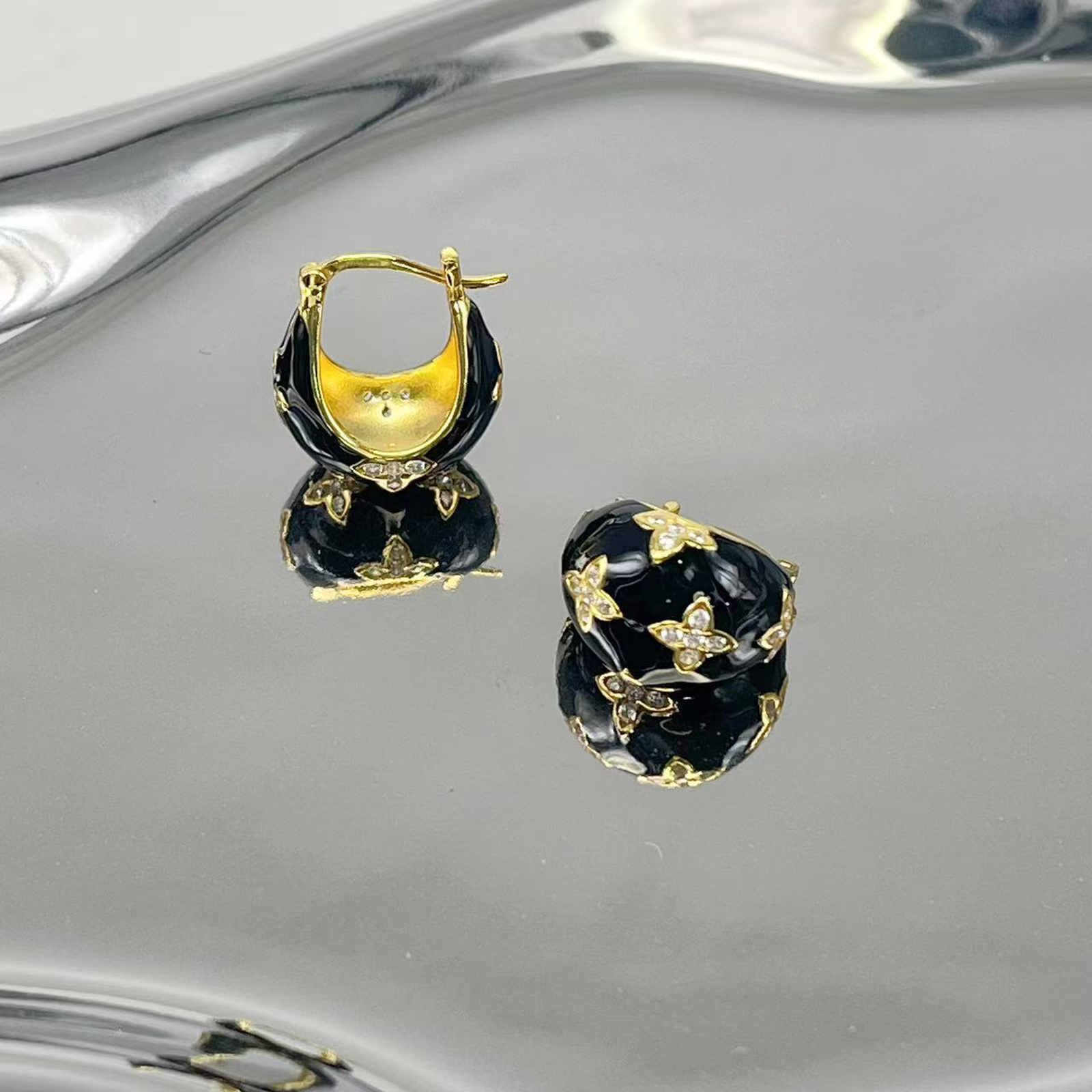 Chunky Hoop Earrings Colorful Enamel with Clover Gold Hoop Earrings with S925 Silver Pin