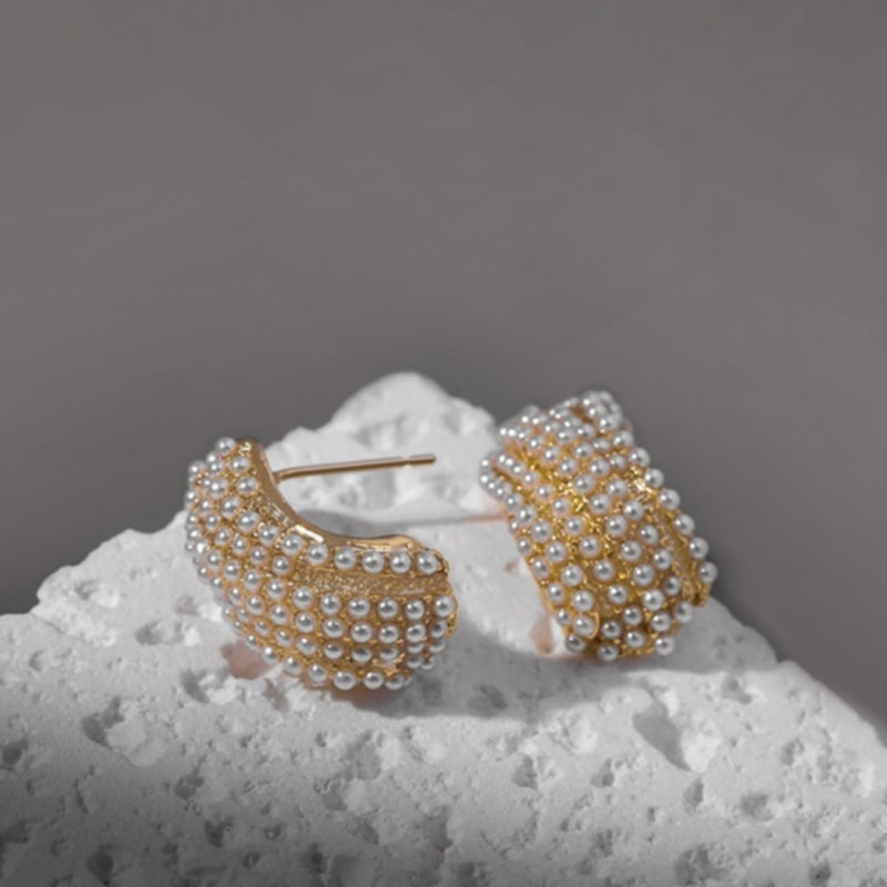 S Shape Pearl Earring Hoop Elegant Gold Pearl Earrings with Silver Pin