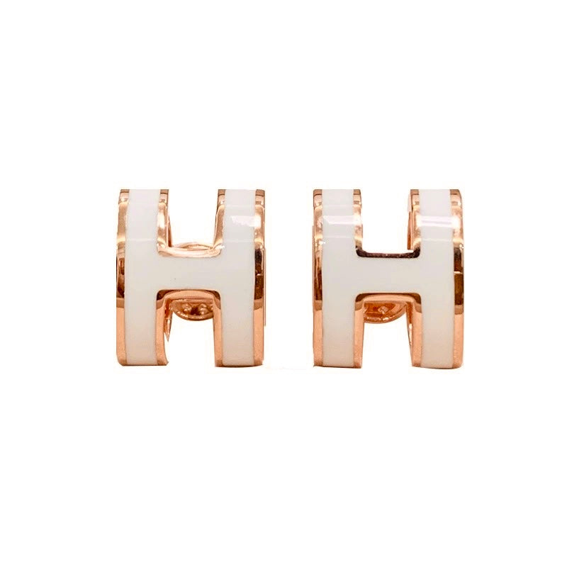 Pendientes mini con letra H, pendientes pop, elegantes tachuelas de nácar blanco y oro rosa con pasador de plata S925
