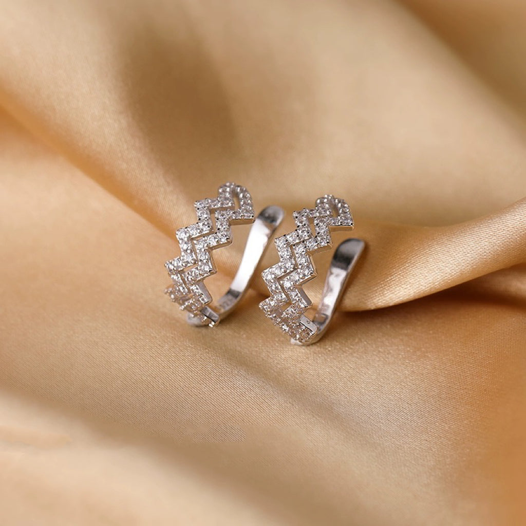 Ear Cuff Sin Piercing Diamante Diseño Ondulado Clip De Oreja Oro Y Plata