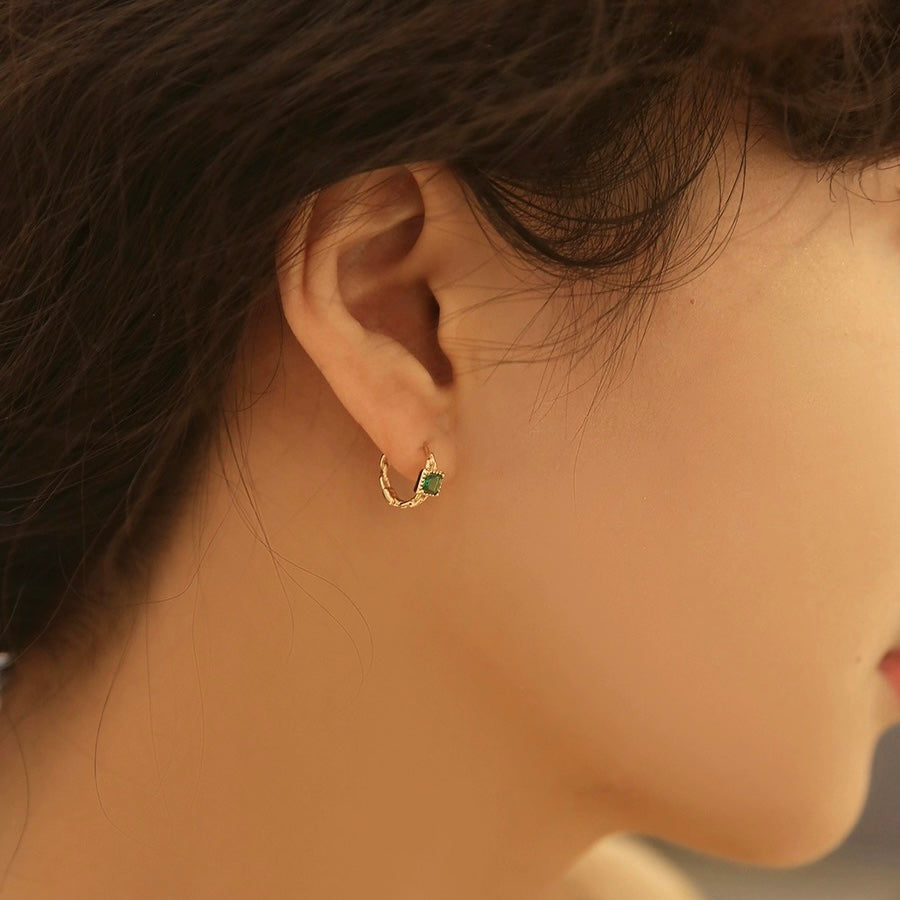 Petites boucles d'oreilles créoles en argent sterling massif avec cristal vert Boucles d'oreilles créoles en or et argent