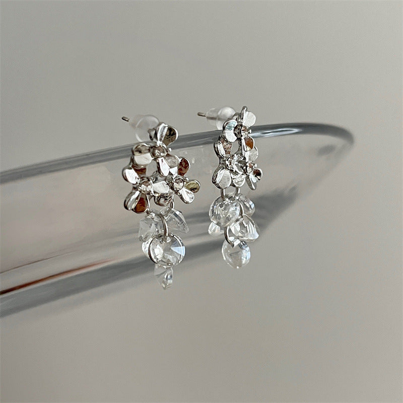 Pendientes colgantes con circonita, clip y alfiler, elegantes pendientes con tema de uva en plata de ley