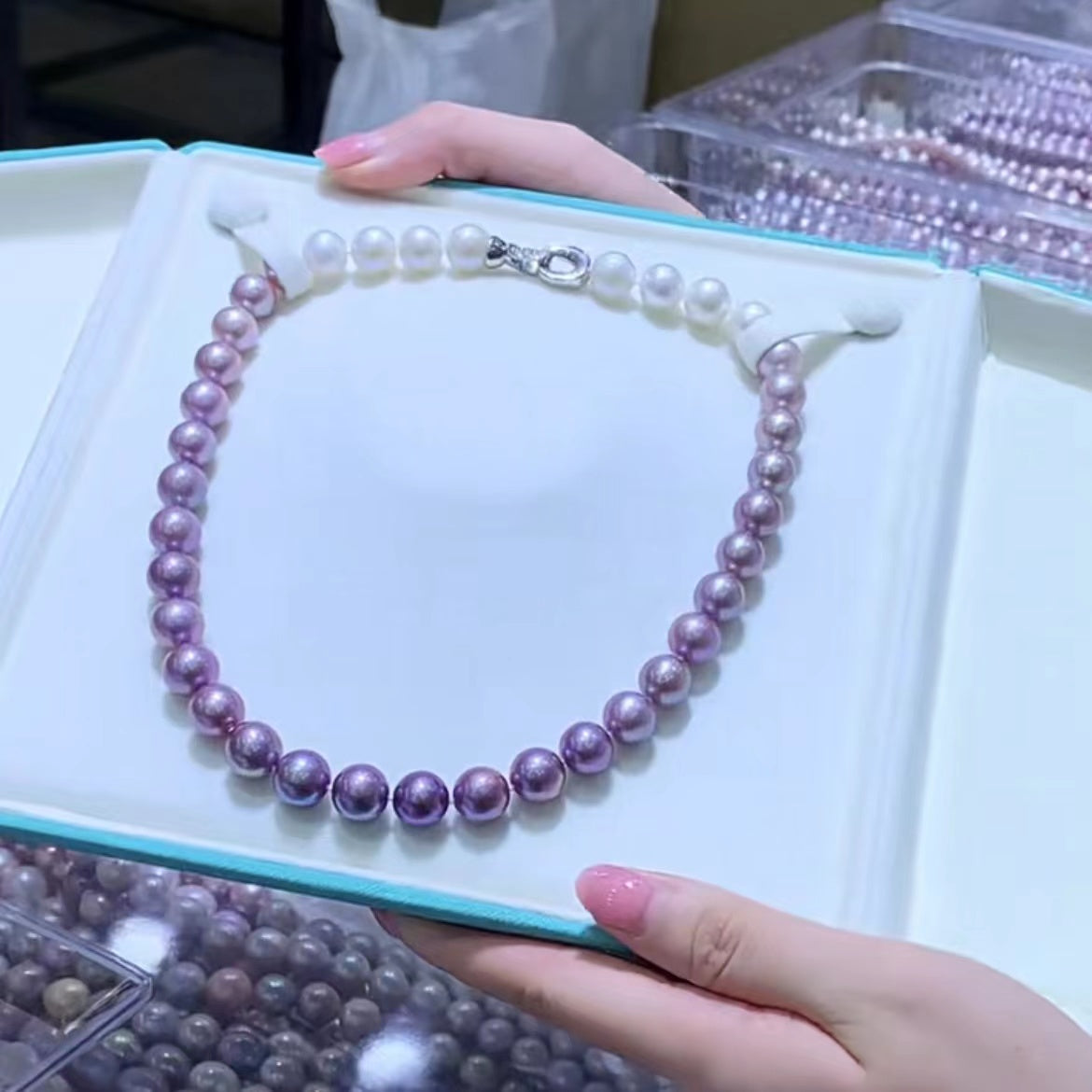 New Fashion Pearl Necklace 10mm High Luster Shell Pearl Necklace Silver Clasp 20 inch / 50cm