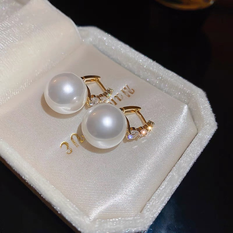 2025 Designed Pearl Drop Earrings with Crystal Hoop S925 Silver Pin