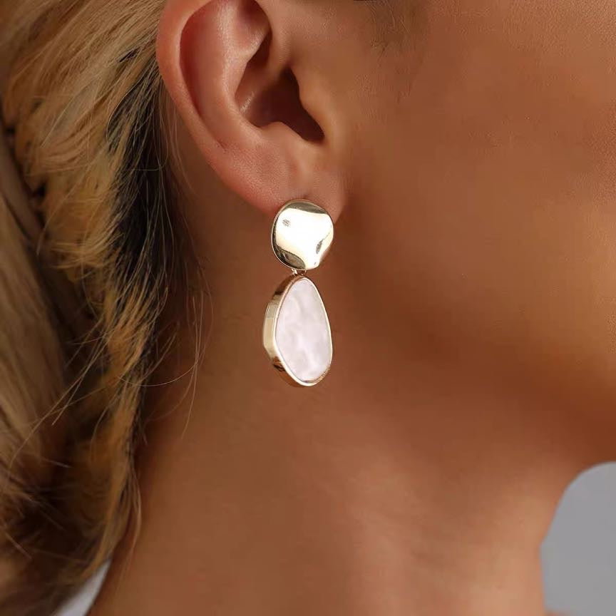 High Luster Natural Mother of Pearl Earrings Gold and Silver Dangle Earrings for Women