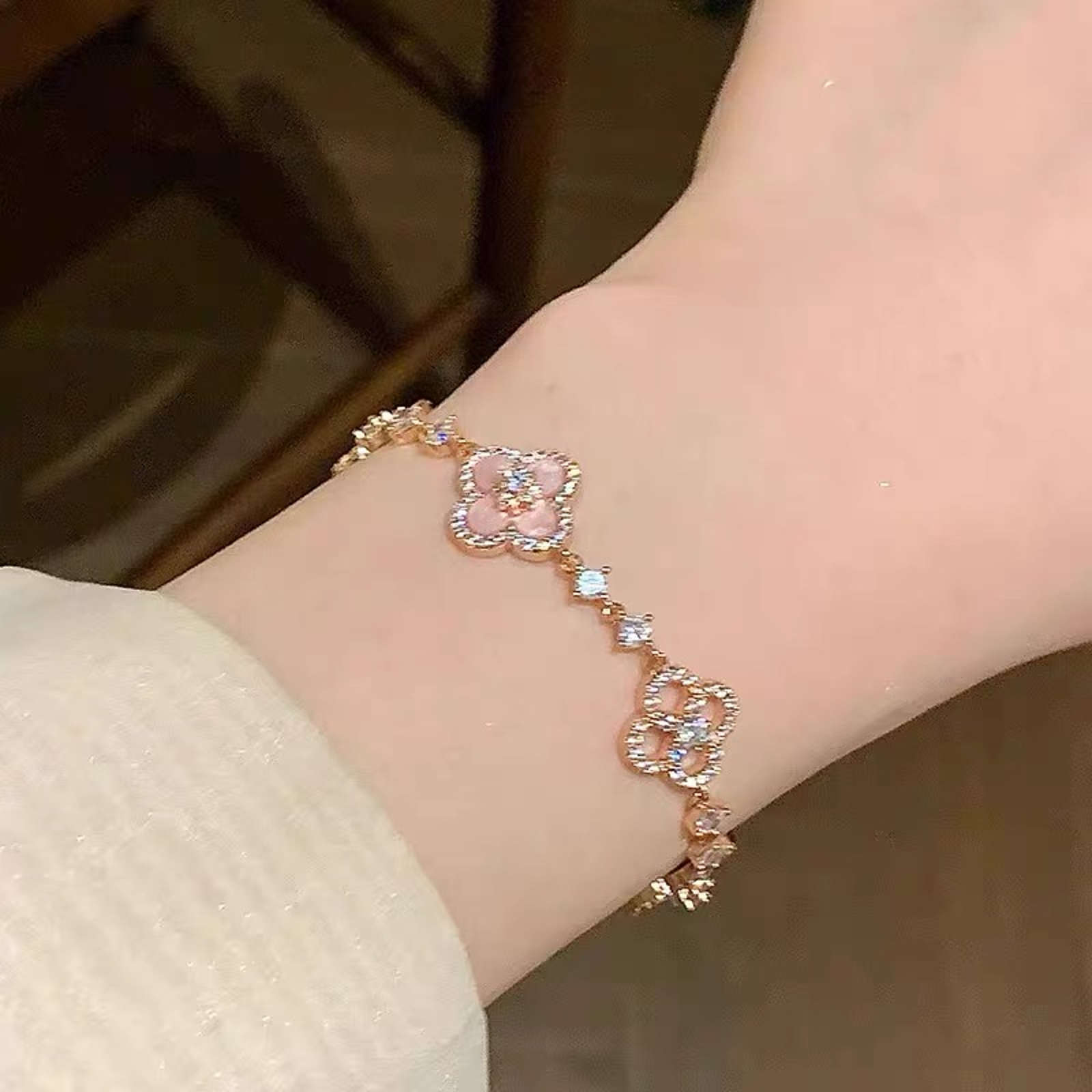 Crystal Clover Bracelets Luxury Style 14K Gold Plated Pink Clover Bracelet Length Adjustable