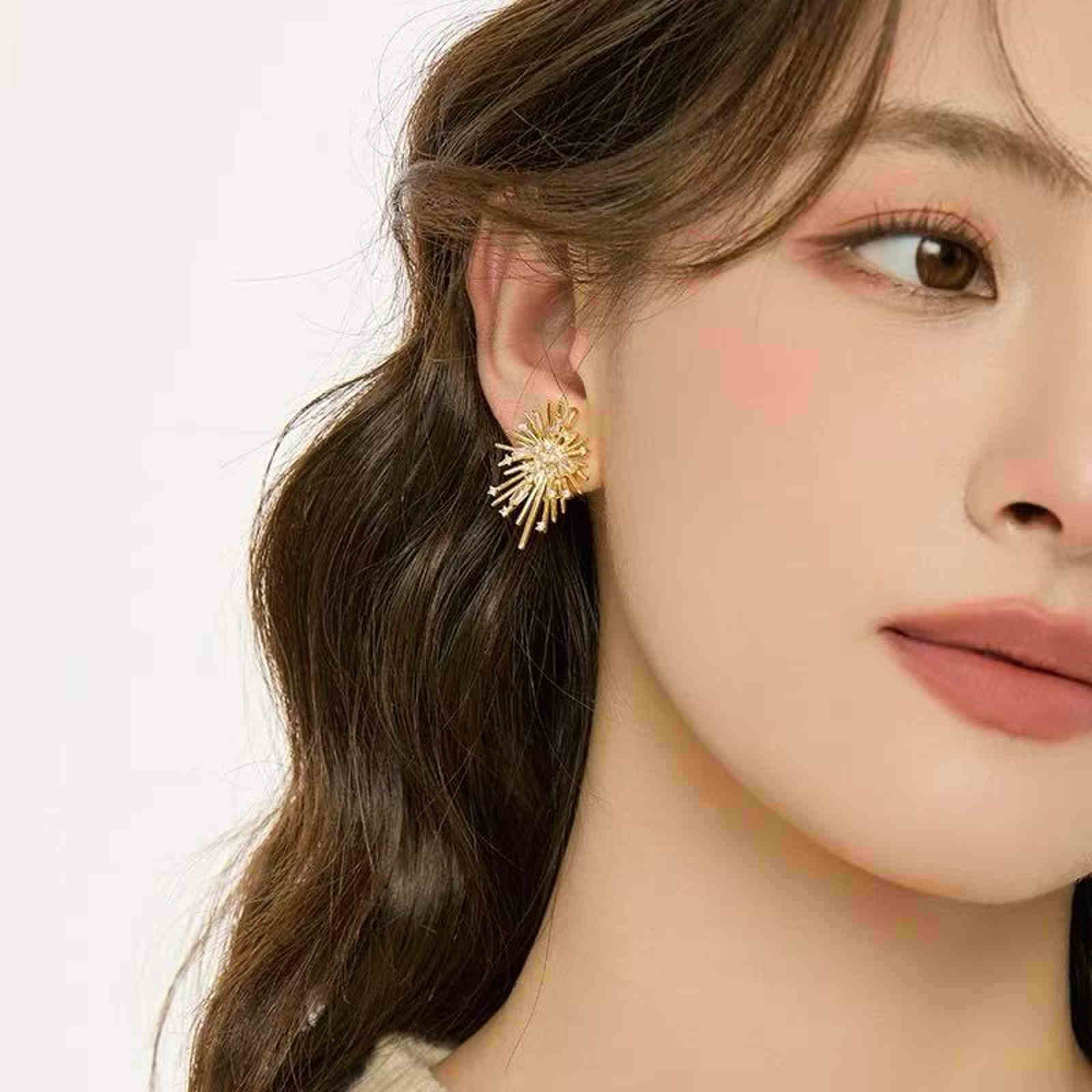 Crystal Earring Studs Designed Gold and Silver Firework Earrings with s925 Silver Pin