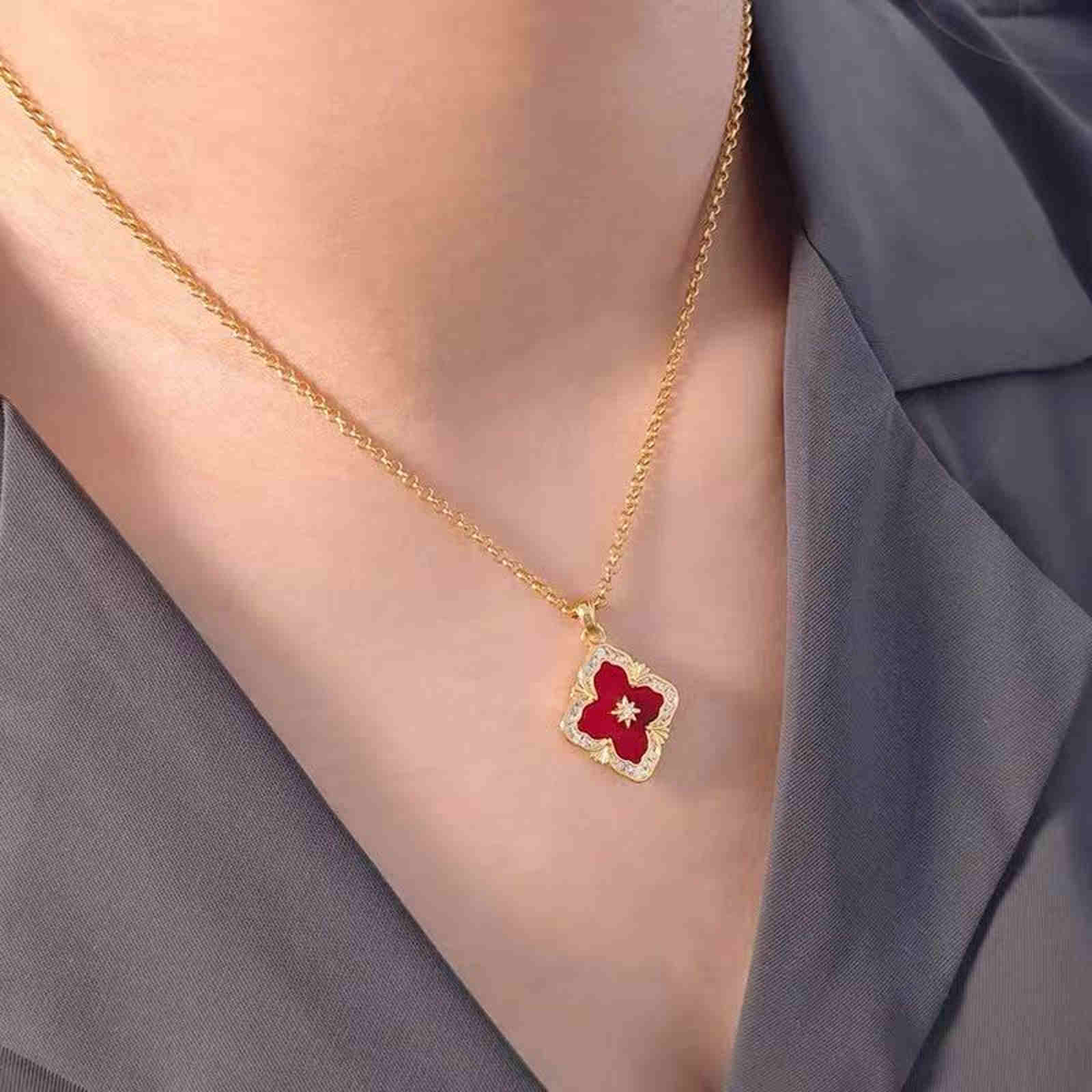 Luxury Mother of Pearl Clover Necklace 14K Gold Plated Chain Necklace