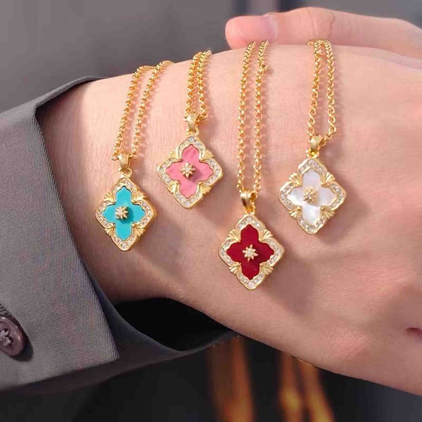 Luxury Mother of Pearl Clover Necklace 14K Gold Plated Chain Necklace