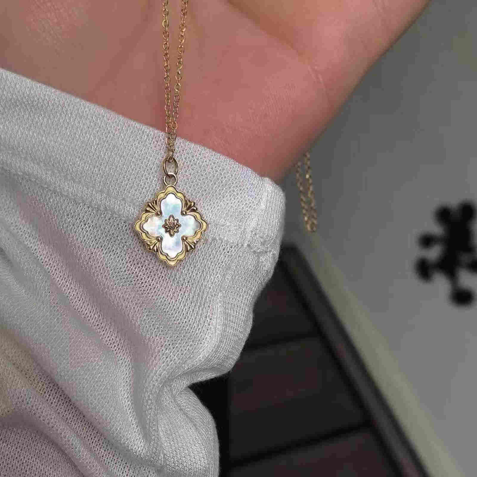 Luxury Mother of Pearl Clover Necklace 14K Gold Plated Chain Necklace