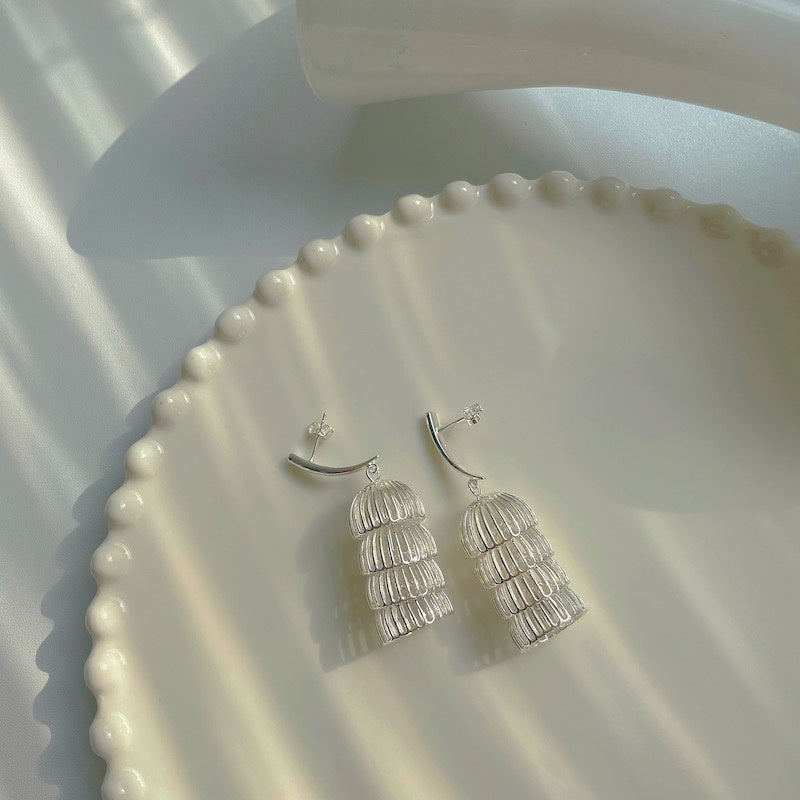 Pendientes de medusa de plata Pendientes de clip y alfiler Pendientes colgantes de plata elegantes hechos a mano