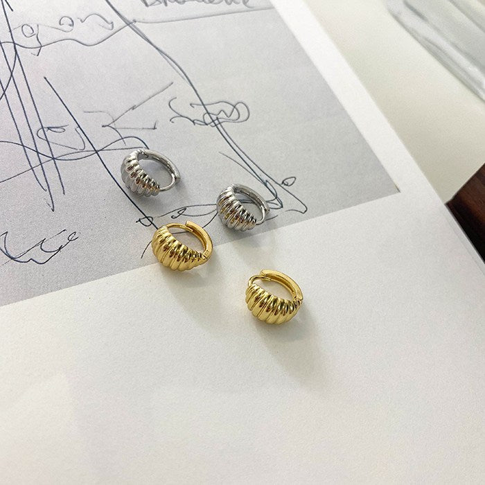 Petite Hoop Earrings Small Croissant Hoop Earrings with S925 Silver Pin