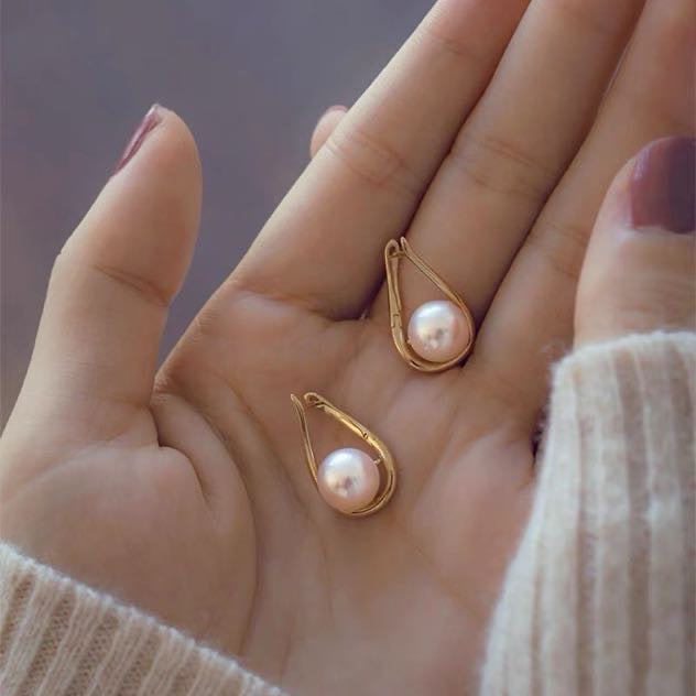 Twisted Freshwater Pearl Earrings | 8-9mm Real Pearl Drop Earrings with Sterling Silver Pin