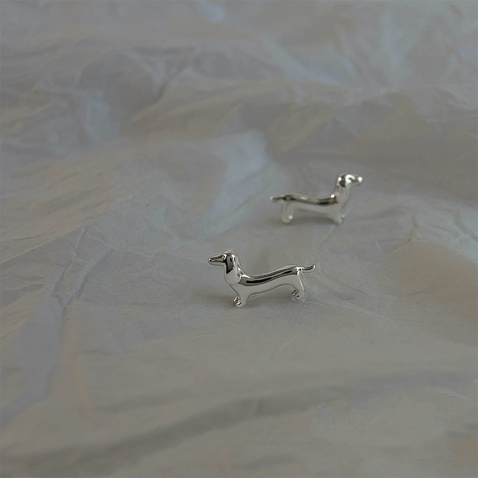 Small Wiener Dog Stud Earrings Super Cute Silver and Gold Dachshund Earring Studs