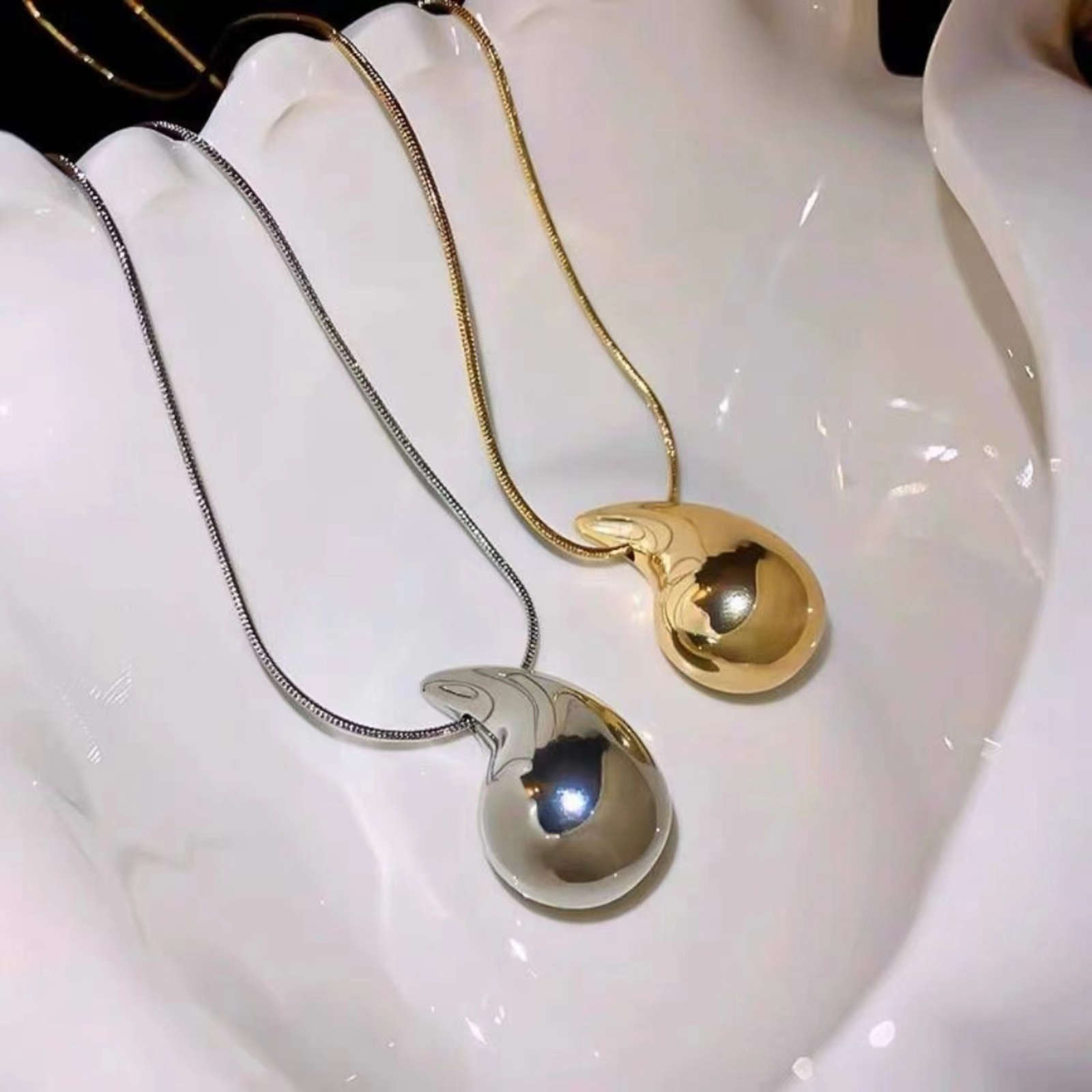 Big Gold and Silver Chunky Necklace Teardrop Pendant Snake Chain