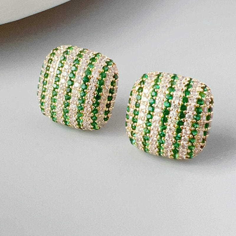 Pendientes de cristal cuadrados verdes, pendientes Huggie de diamantes de oro blanco con pasadores de plata S925