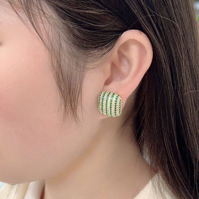 Pendientes de cristal cuadrados verdes, pendientes Huggie de diamantes de oro blanco con pasadores de plata S925