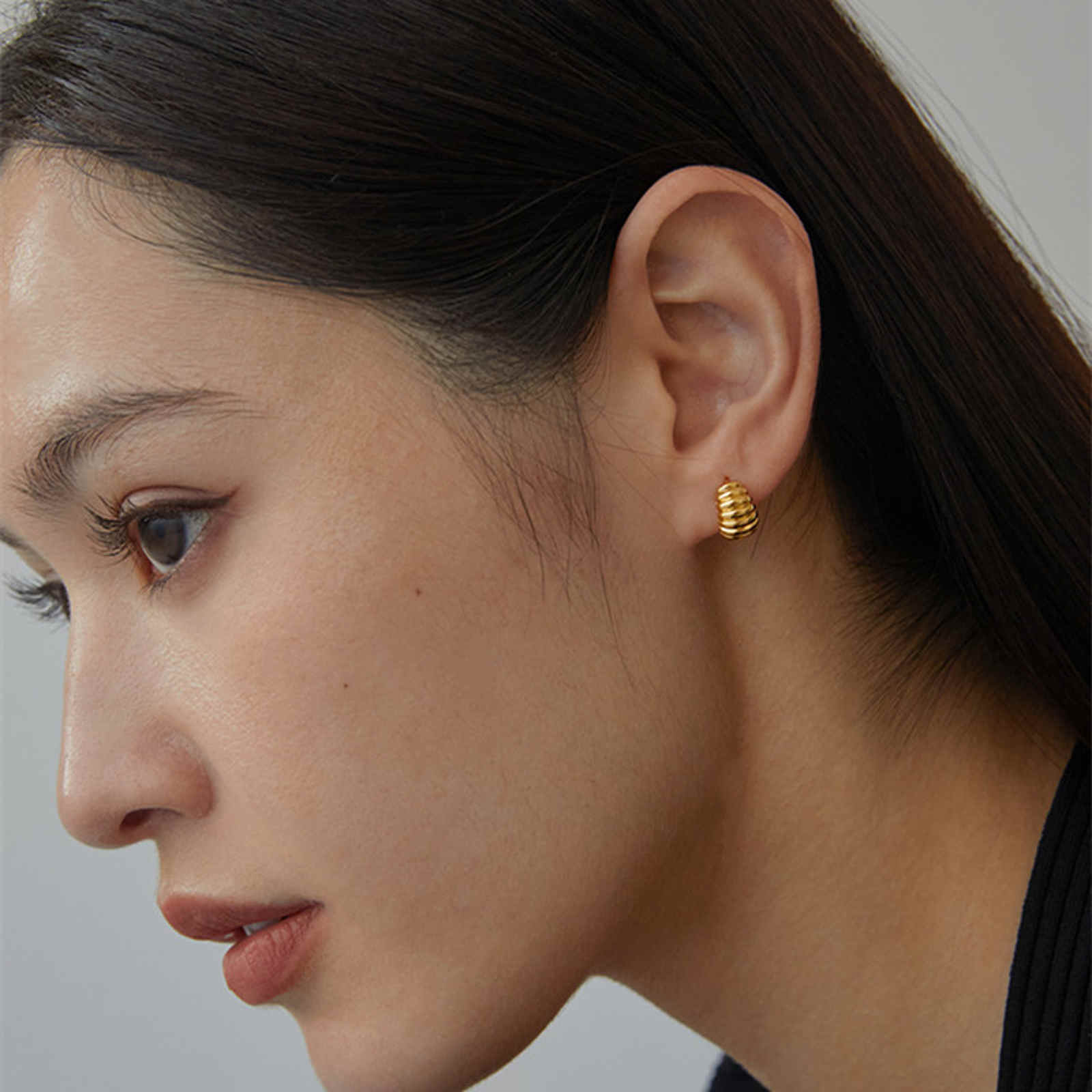Petite Hoop Earrings Small Croissant Hoop Earrings with S925 Silver Pin