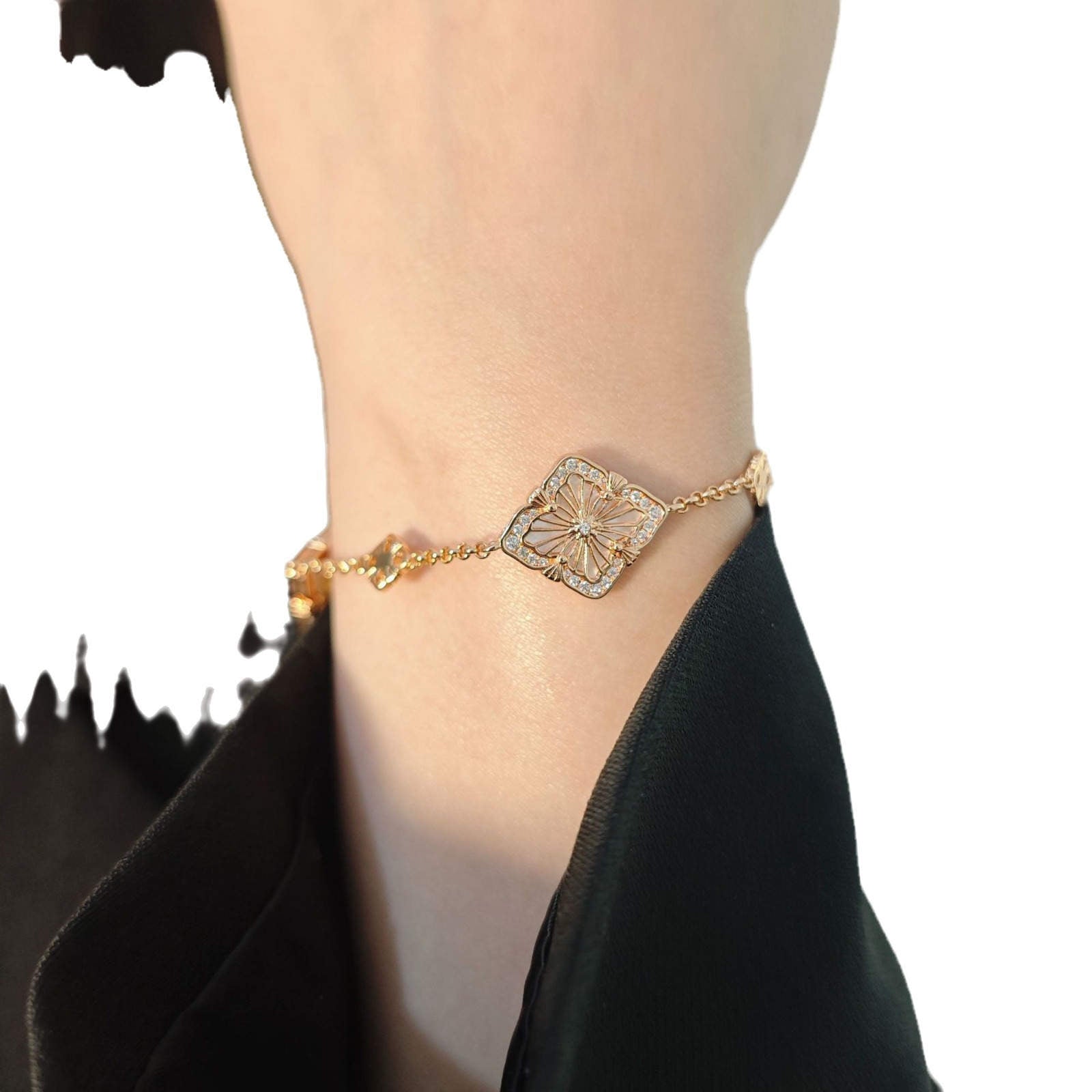 Crystal Clover Bracelets Luxury Style Gold Silver and Rose Gold Bracelet