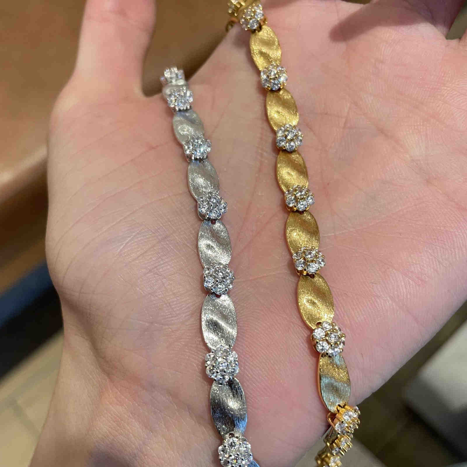 Gold and Silver Necklace and Bracelet Crystal Flower with Chunky Line Chain Necklace