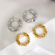 Basic Hoop Earrings Gold And Silver Wave Huggie Hoop Earrings for Women with S925 Silver Pin