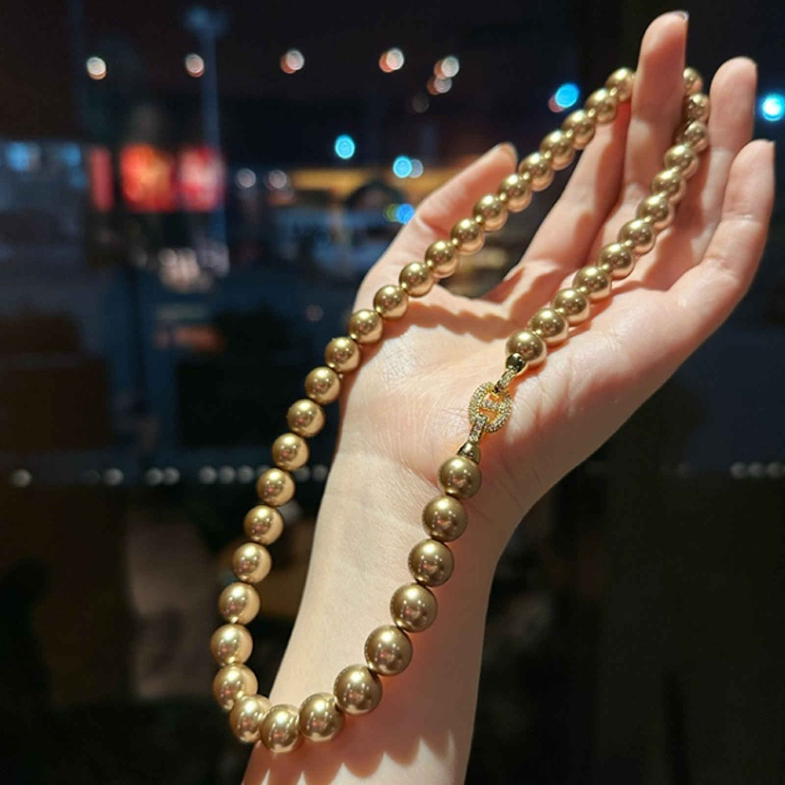 10mm High Luster Shell Pearl Necklace White Gray Mocha Necklace with Luxury Clasp