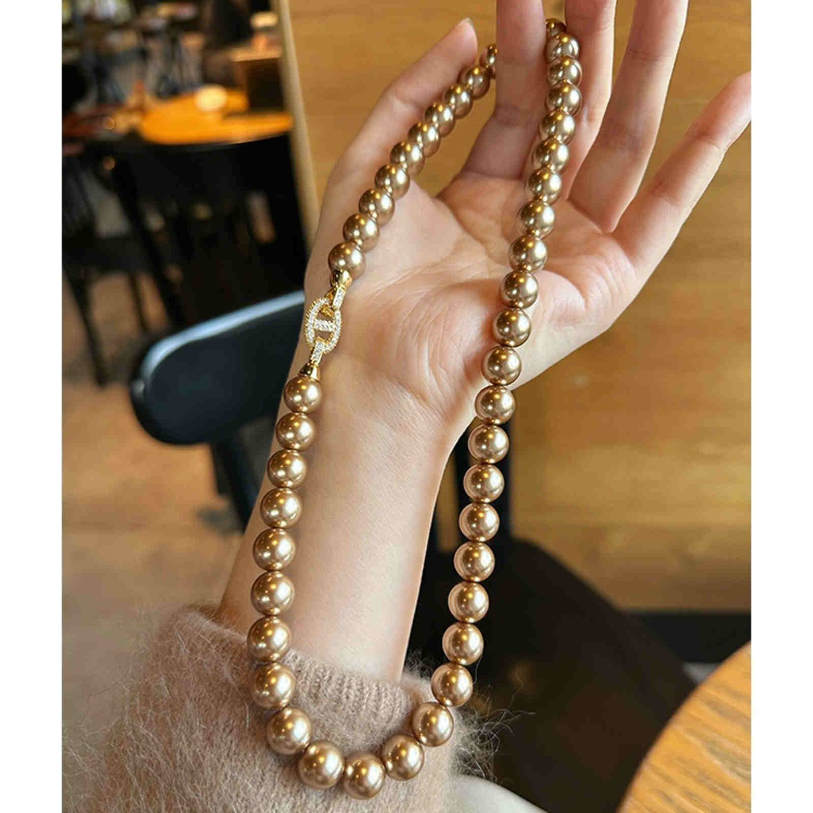 10mm High Luster Shell Pearl Necklace White Gray Mocha Necklace with Luxury Clasp