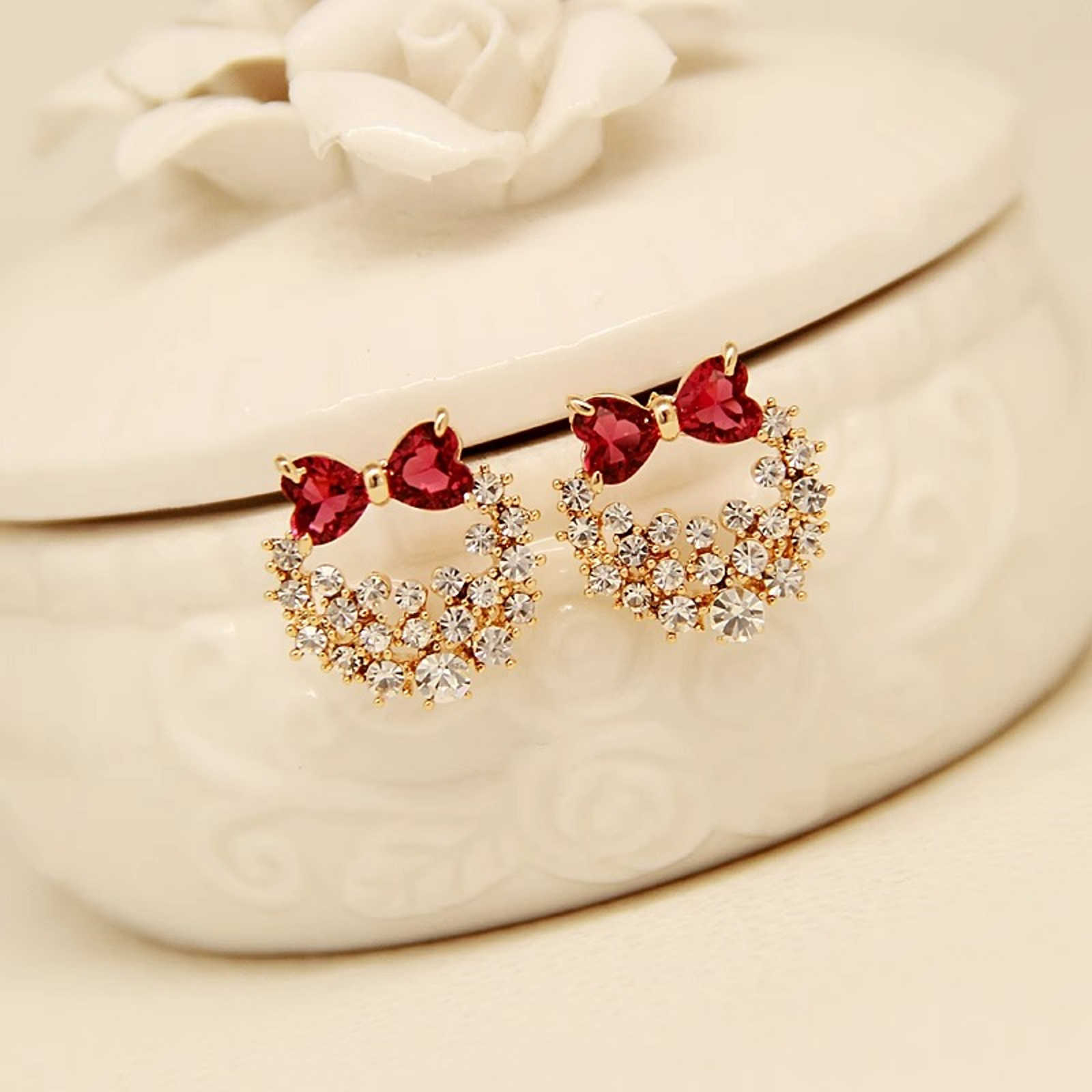 Xmas Crystal Earrings Bow and Wreath Designed Earring Studs with Silver Pin