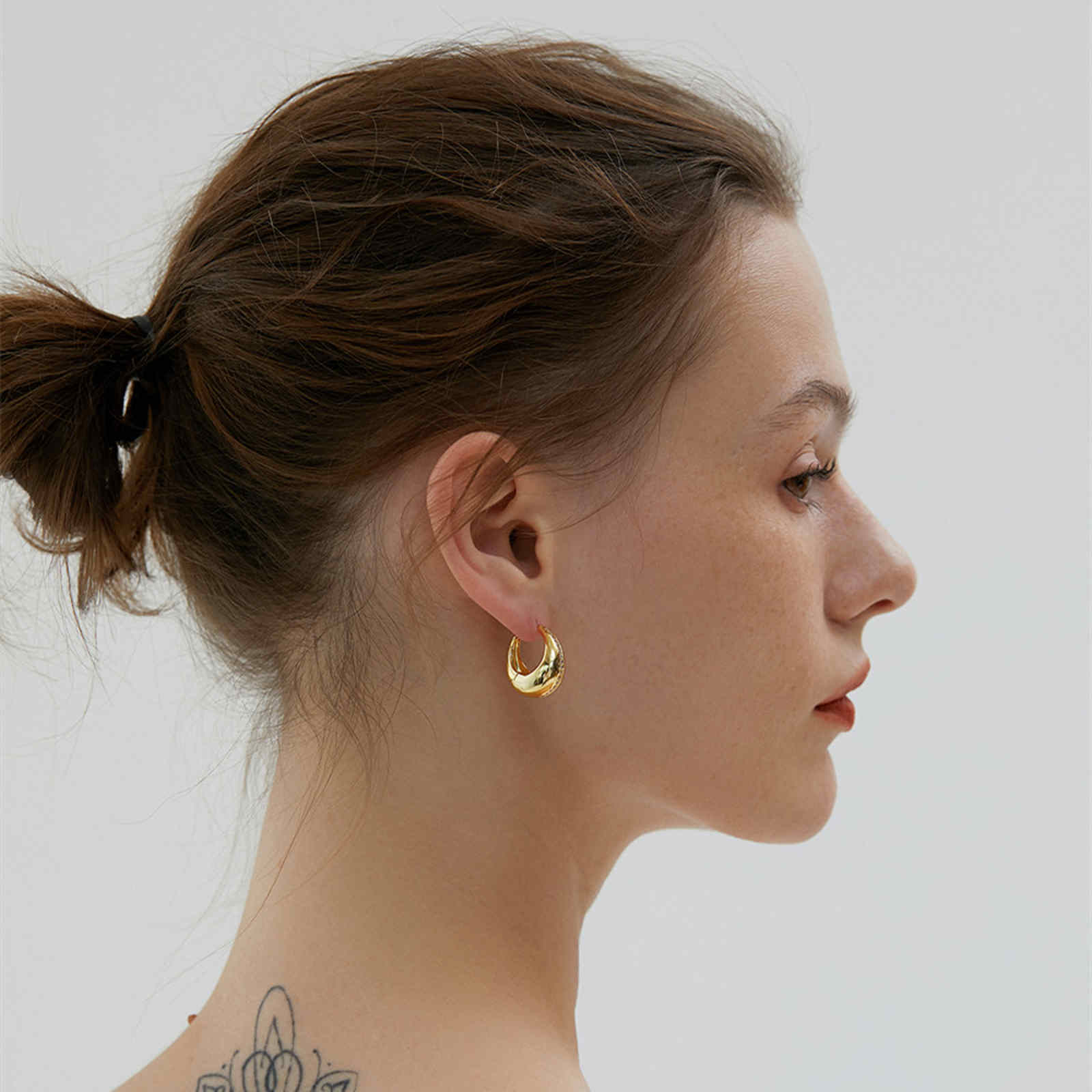 Pendientes de aro pequeños con línea de diamantes | Pendientes de aro de oro y plata | Aros gruesos con pasador S925